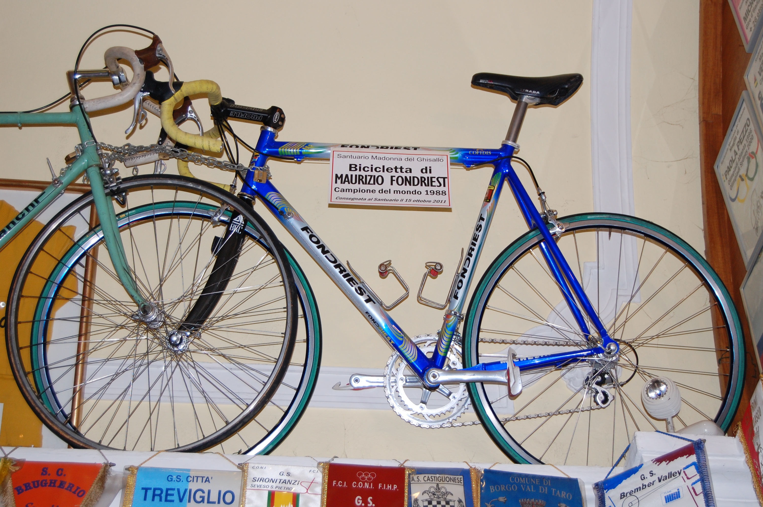 Bicicletta di Maurizio Fondriest donata nel 2011